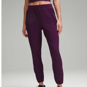 Lululemon Adapted State Jogger size 6